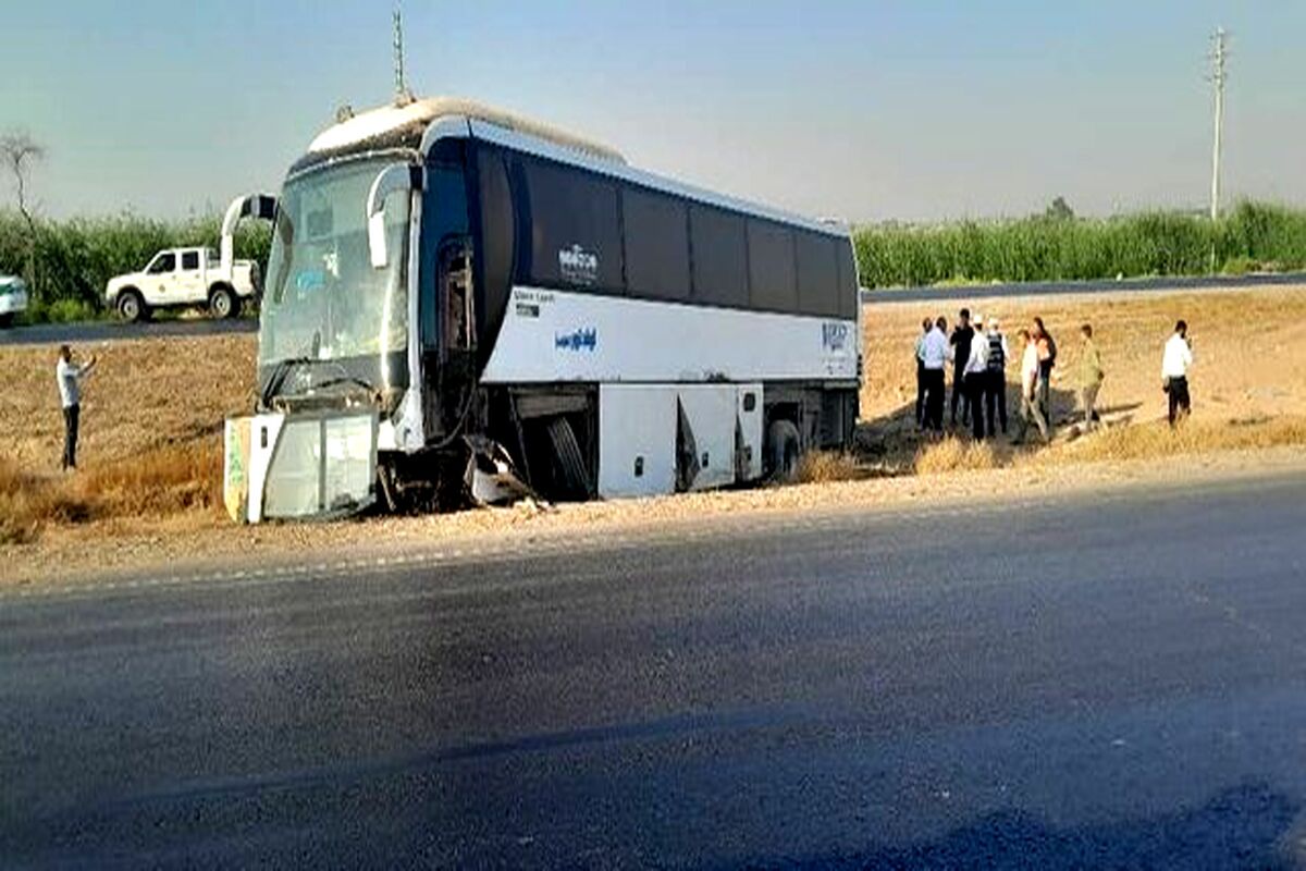 واژگونی اتوبوس در محور شوش - اهواز