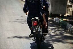 مرد جوان به جای برادر دوقلویش بازداشت شد