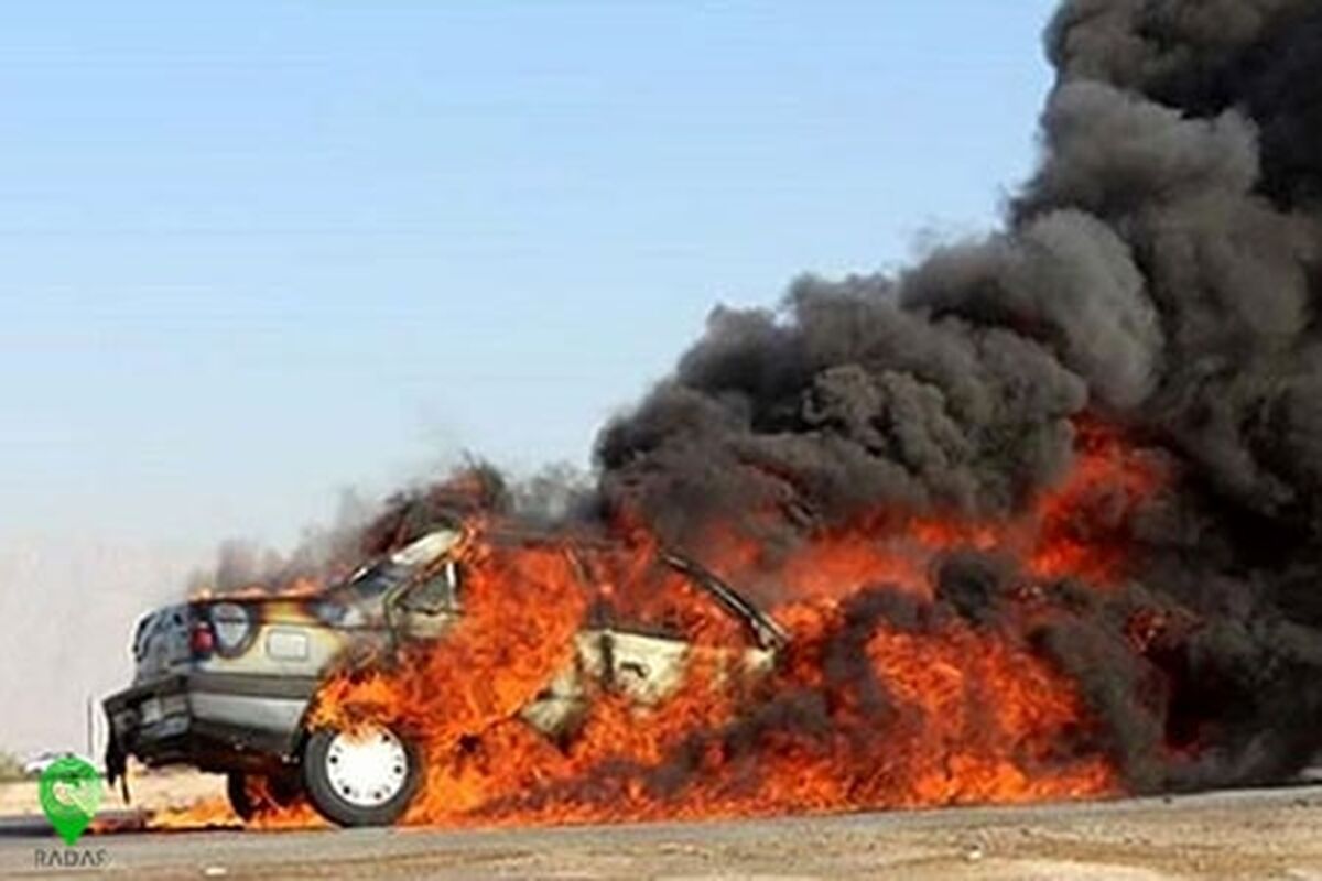 جان باختن ۲ سوخت‌بر در پی تصادف و آتش سوزی خودرو در سرباز

