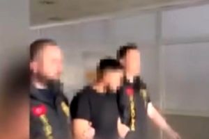 دوسال زندان برای پدر شکنجه گر/ او بچه اش را با لگد زد/ ویدئو 